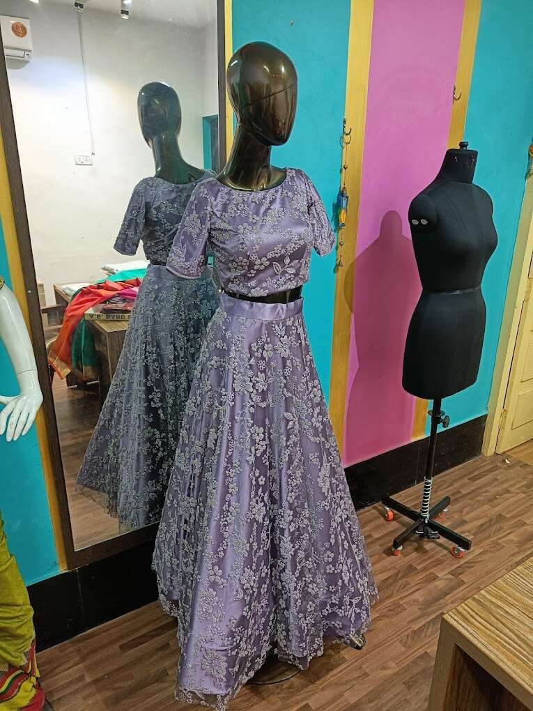 SAAYAS BOUTIQUE